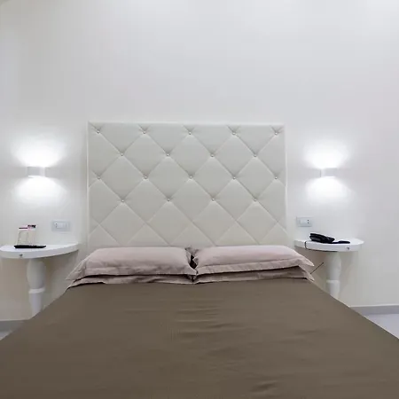 Szálloda Columbia Wellness & 4*