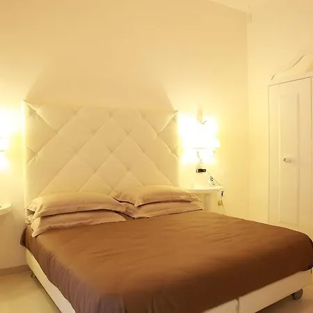 Szálloda Columbia Wellness &