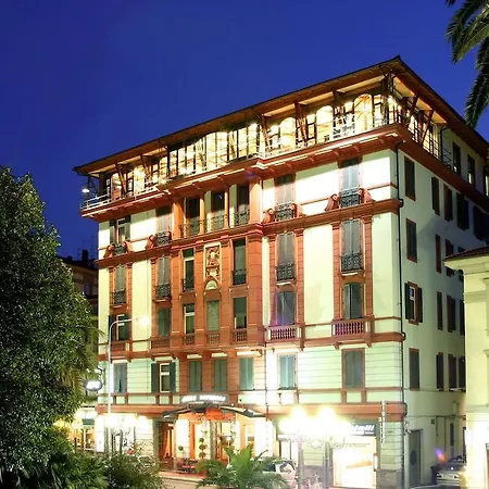 Szálloda Columbia Wellness &