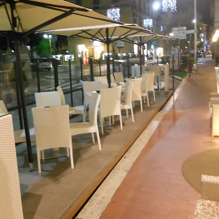 Szálloda Columbia Wellness & 4*