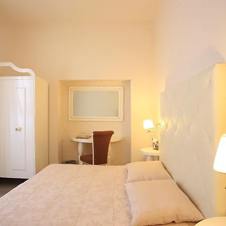 Columbia Wellness & Szálloda 4*
