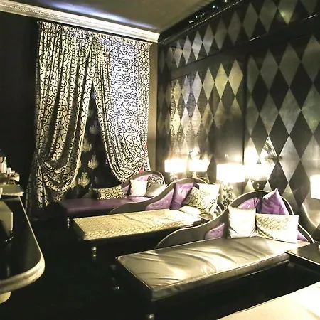 Columbia Wellness & Szálloda 4*